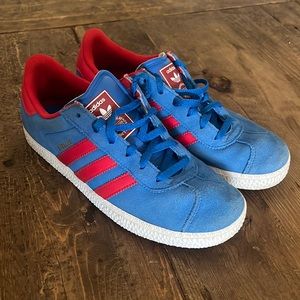 ADIDAS GAZELLE Red and Blue Boy’s Size 4